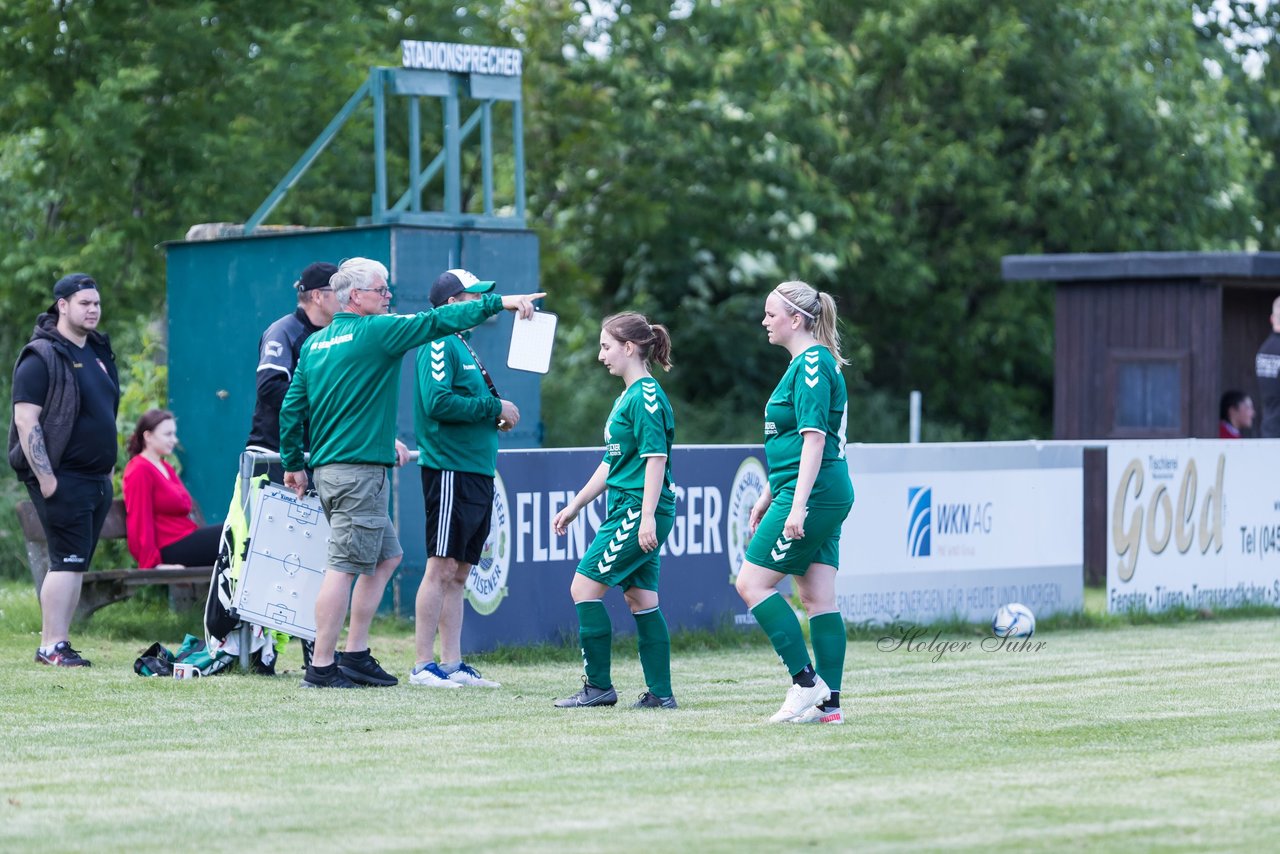 Bild 380 - SV GW Siebenbaeumen - TuS Tensfeld : Ergebnis: 2:2